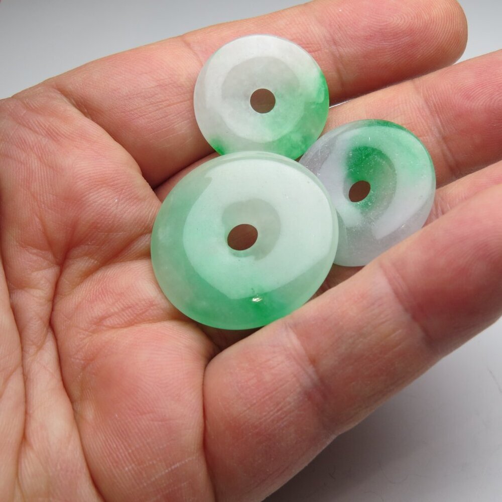 " Jade Donut Pendant X 3 Pieces " - Picture 2 of 3